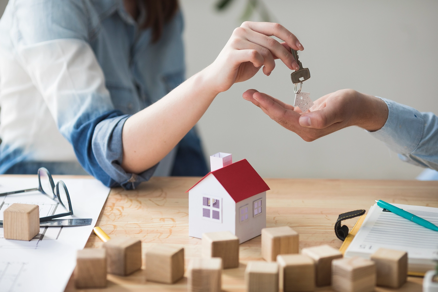 Imagem de fundo do serviço Seguro Imobiliário